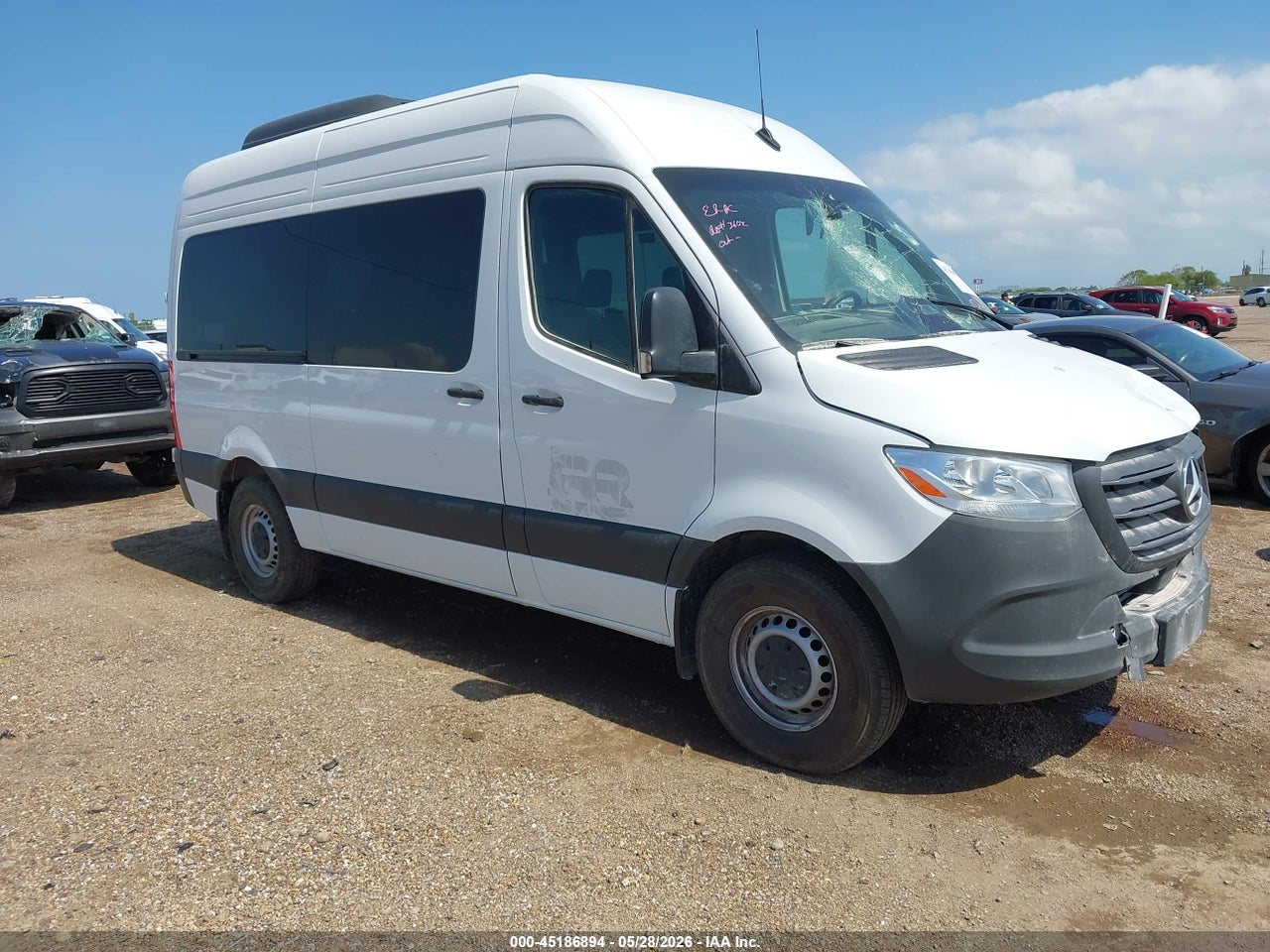 W1Z4KFHY8SP****** · 2025 MERCEDES-BENZ SPRINTER 2500 STANDARD ROOF 4-CYL DIESEL