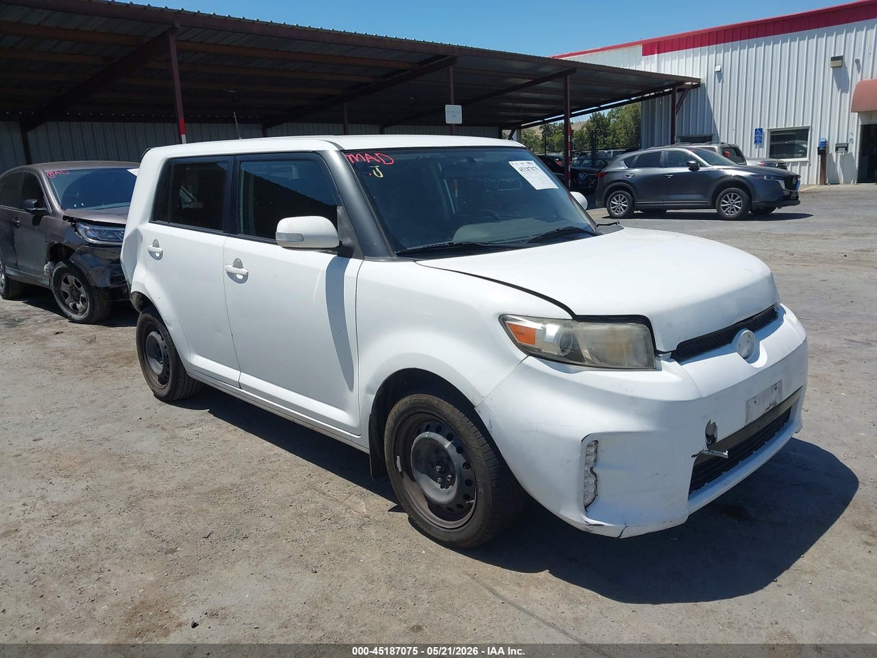 JTLZE4FEXFJ****** · 2015 SCION XB