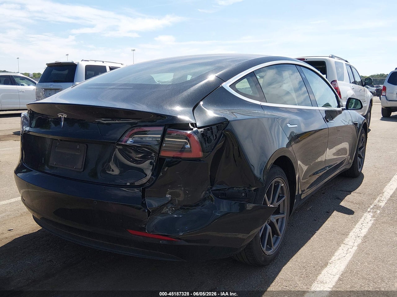 2019 TESLA MODEL 3 LONG RANGE/MID RANGE/STANDARD RANGE/STANDARD RANGE PLUS · 4/11