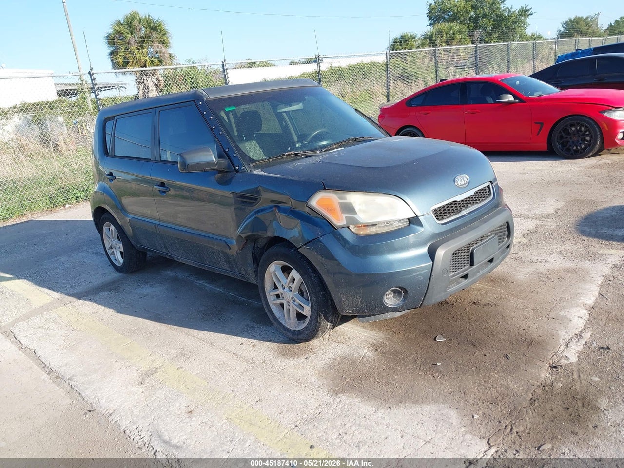 KNDJT2A26B7****** · 2011 KIA SOUL +