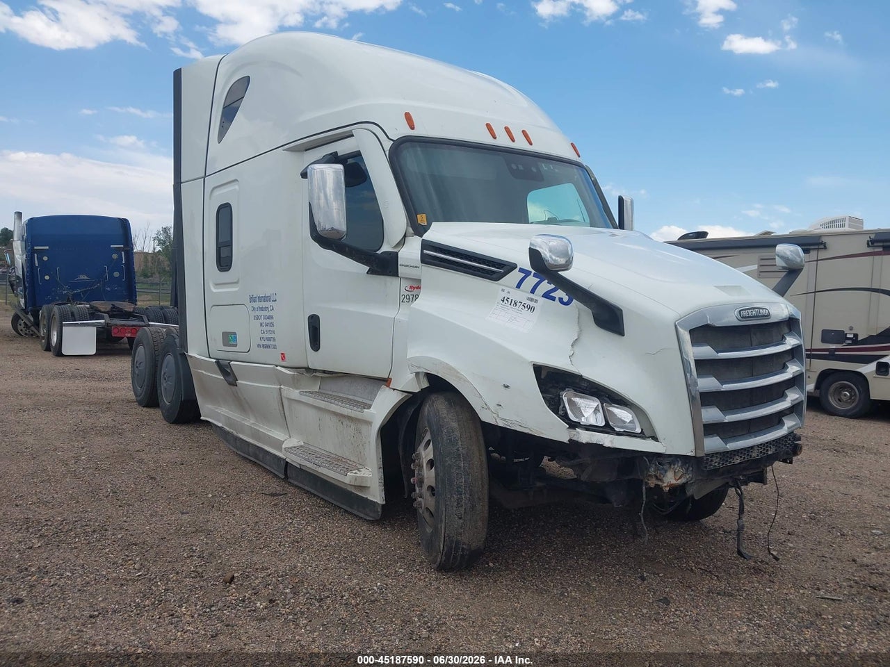 2021 FREIGHTLINER NEW CASCADIA 126  