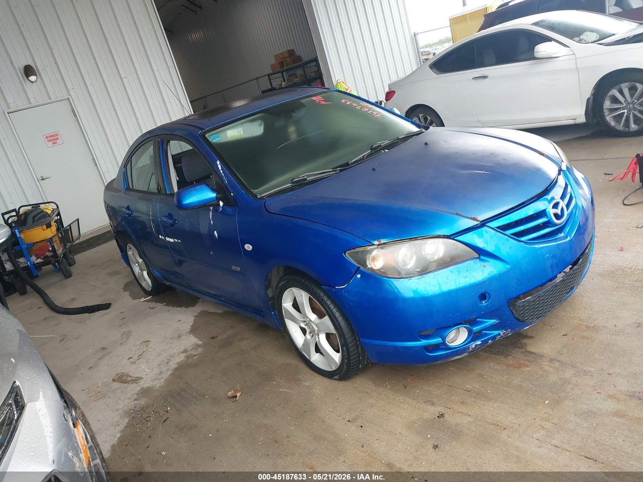 JM1BK123641****** · 2004 MAZDA MAZDA3 S