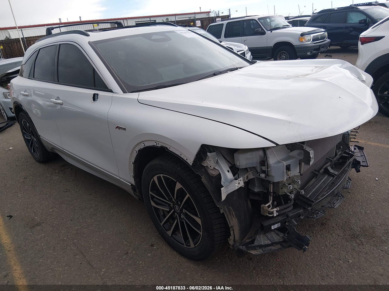 4W5KHNRL8RZ****** · 2024 ACURA ZDX A-SPEC
