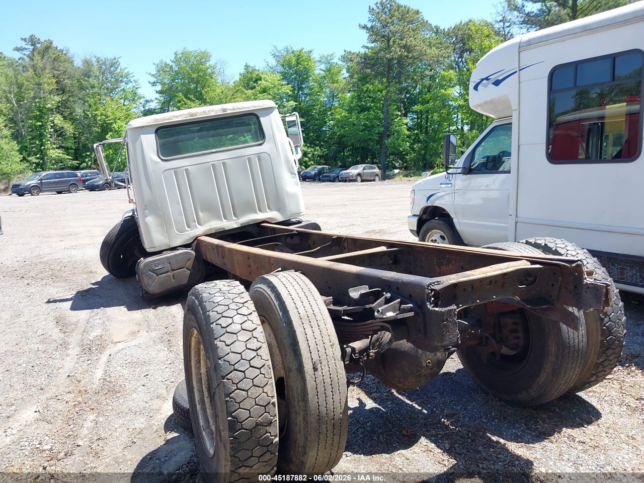 1997 INTERNATIONAL 4000 4700 · 3/4