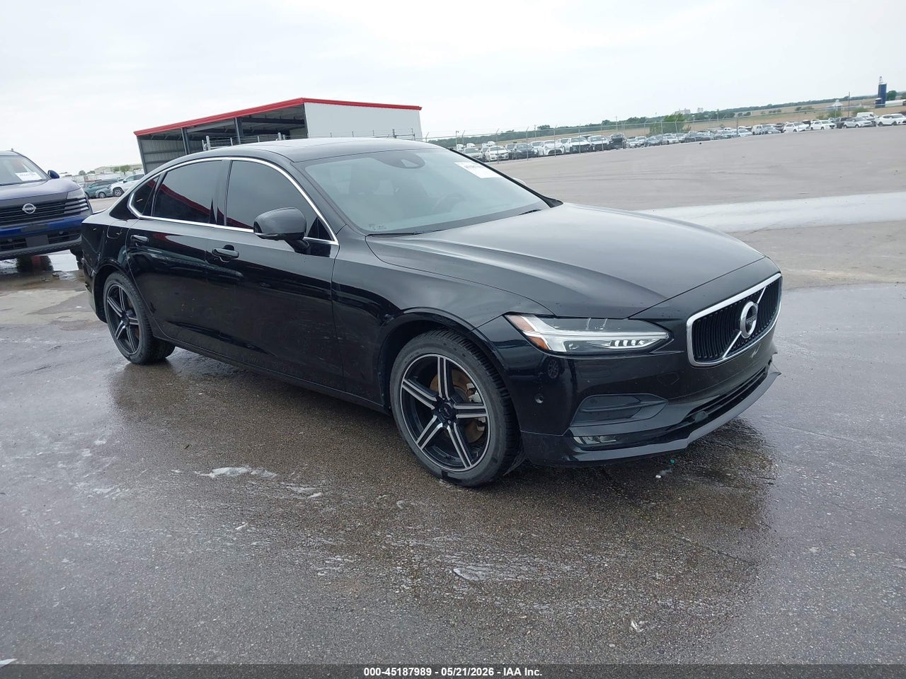 LVY982MK8JP****** · 2018 VOLVO S90 T5 MOMENTUM