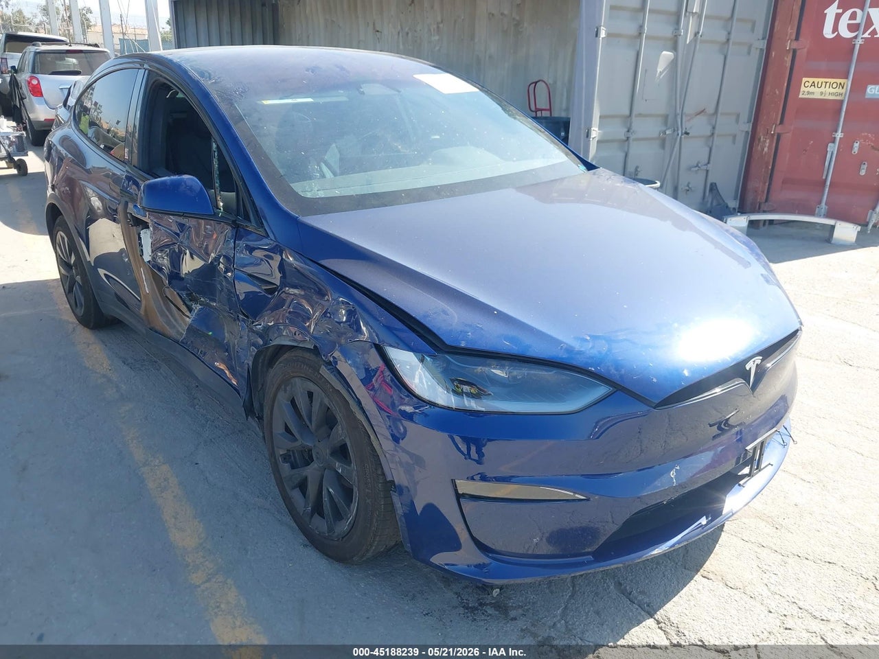 7SAXCDE5XPF****** · 2023 TESLA MODEL X DUAL MOTOR ALL-WHEEL DRIVE/STANDARD RANGE