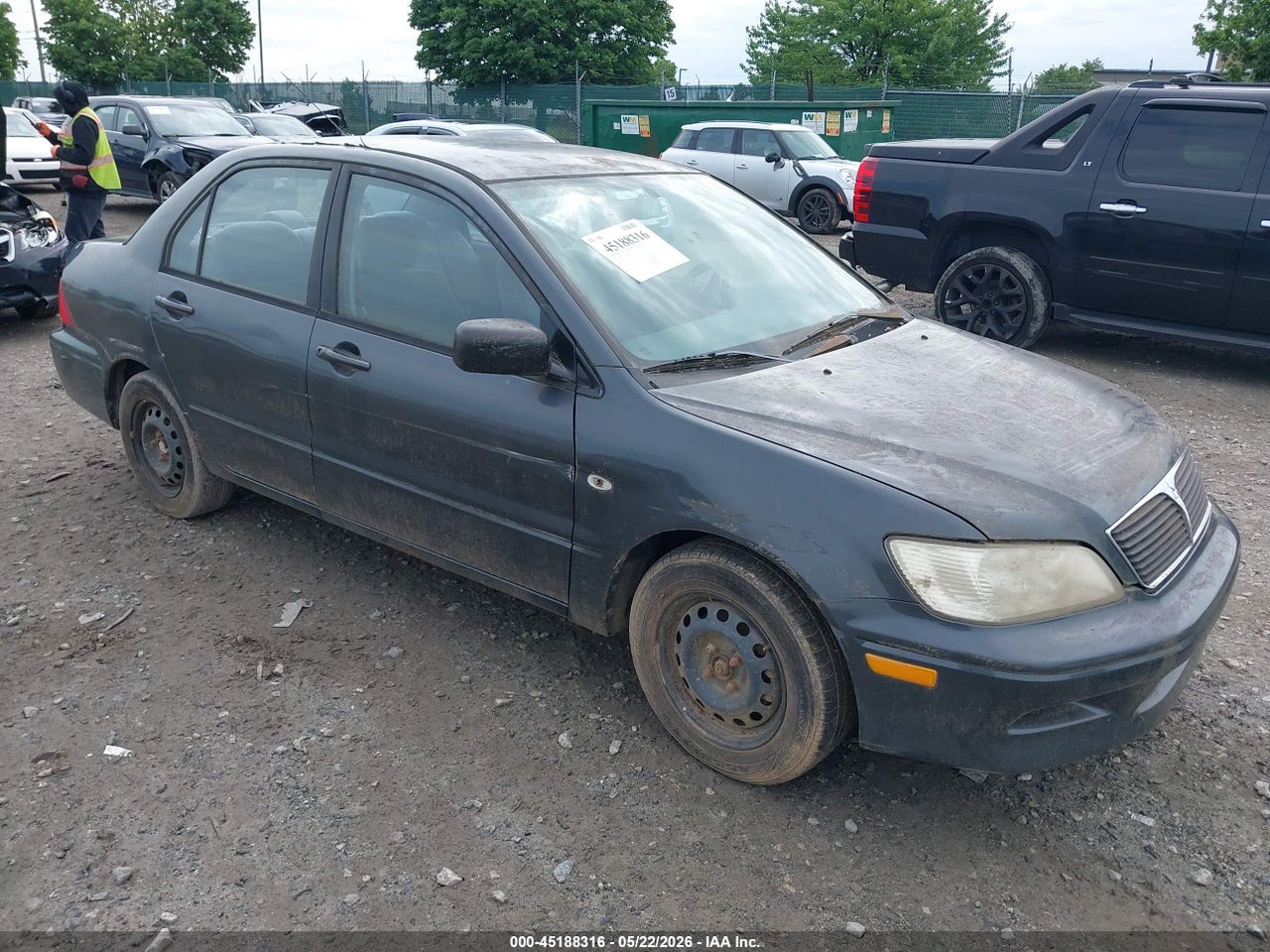 JA3AJ26E82U****** · 2002 MITSUBISHI LANCER ES