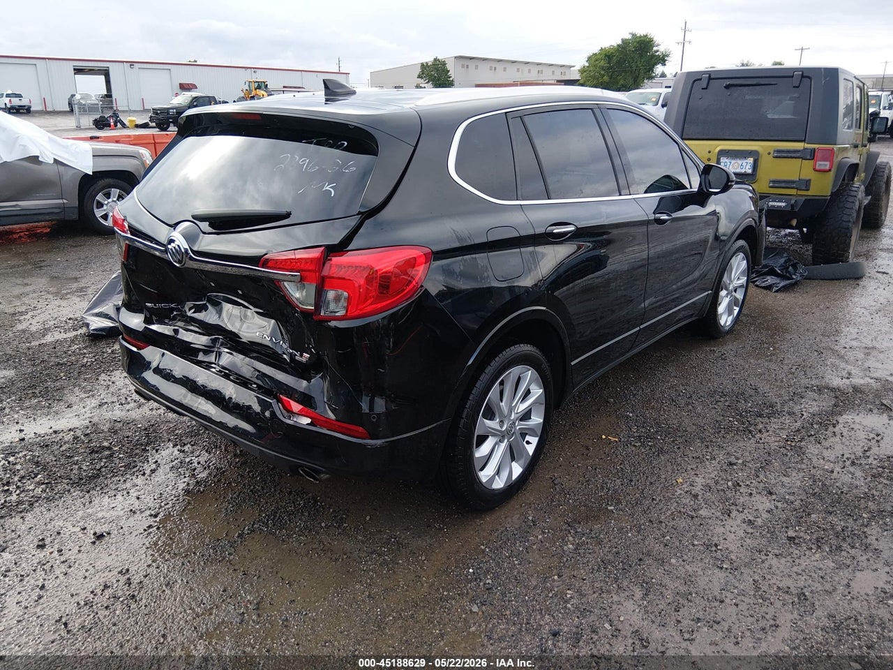 2017 BUICK ENVISION PREMIUM II · 4/10