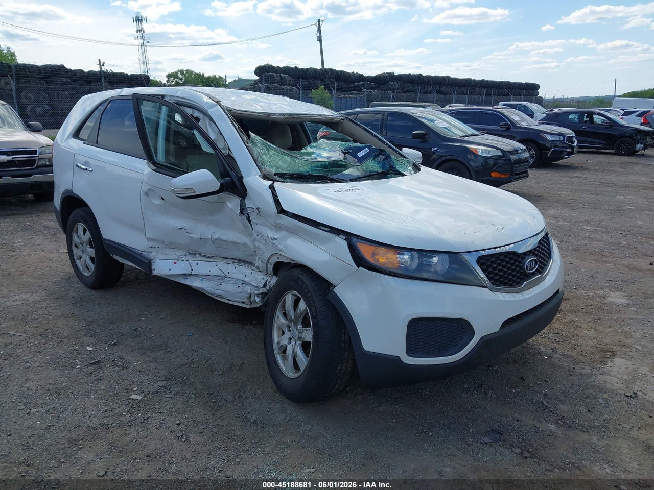 5XYKTDA6XDG****** · 2013 KIA SORENTO LX