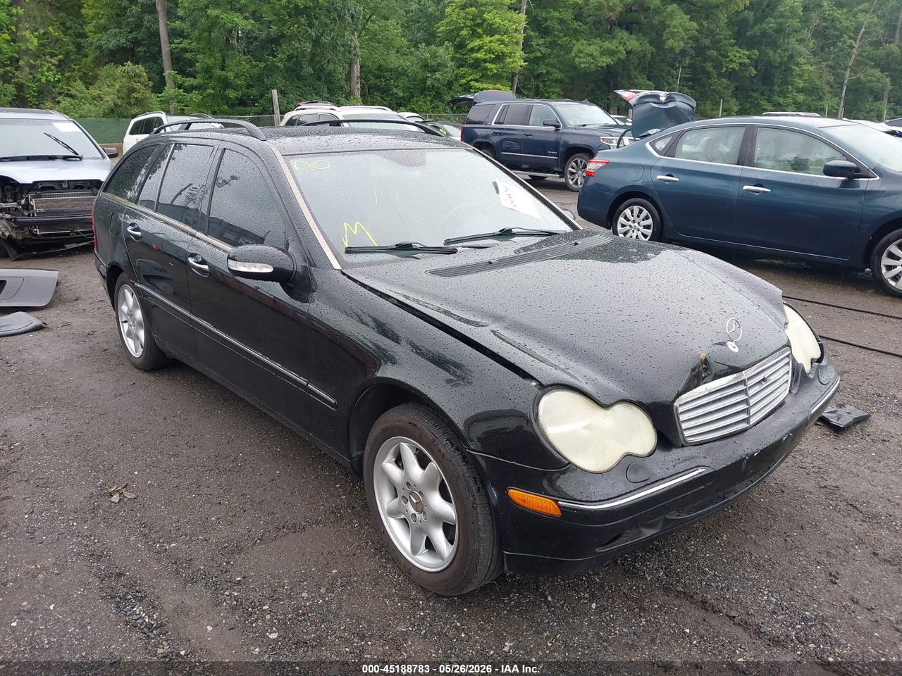 WDBRH64J32F****** · 2002 MERCEDES-BENZ C 320