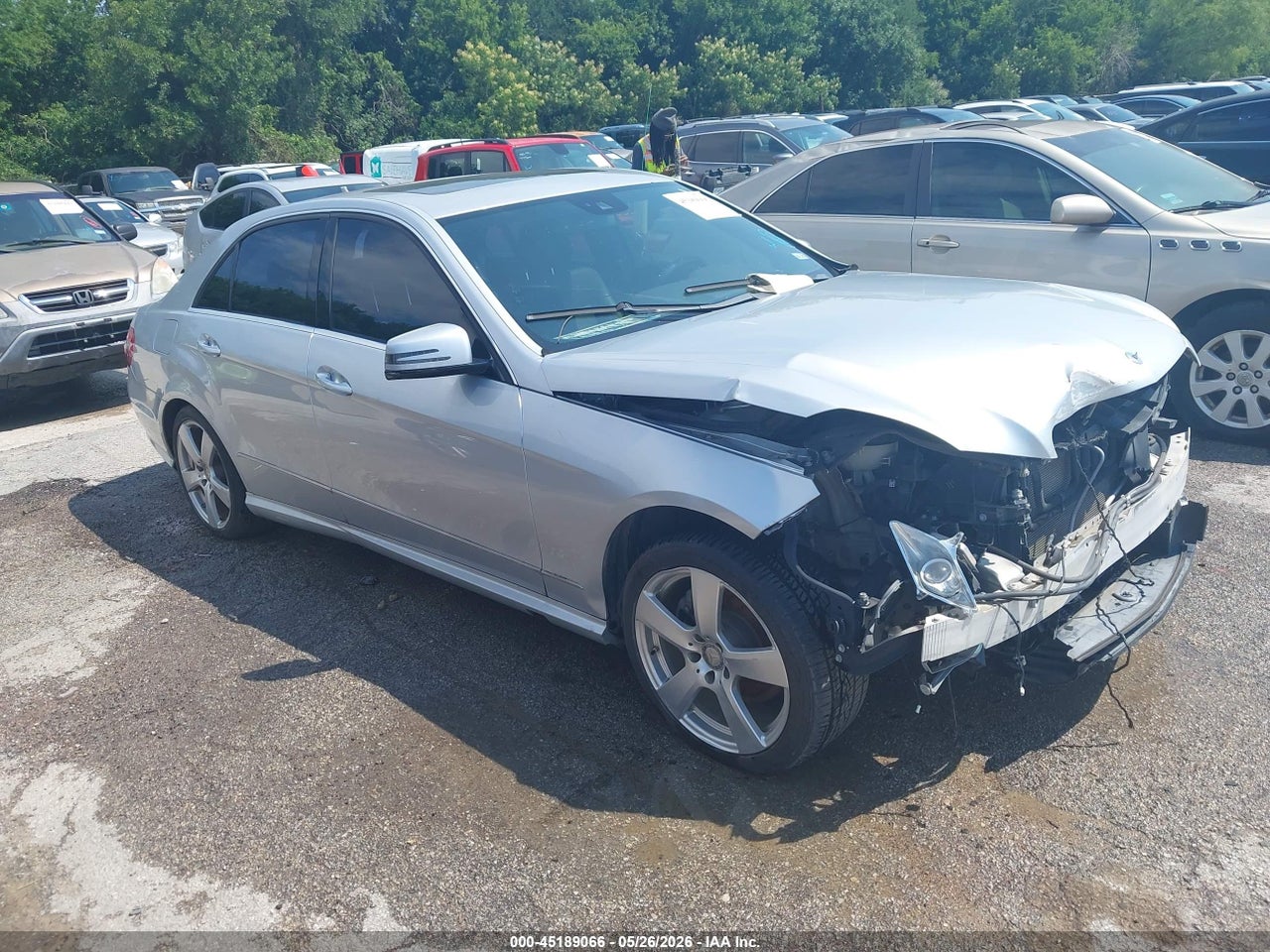 WDDHF5GB1BA****** · 2011 MERCEDES-BENZ E 350