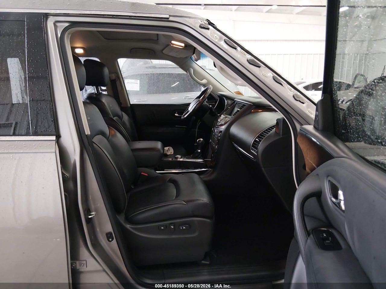 2012 INFINITI QX56 · 5/11