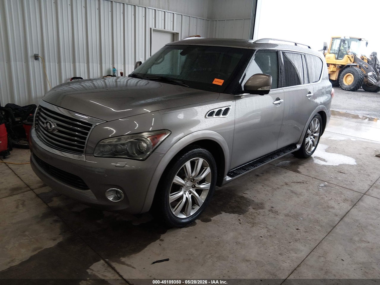 2012 INFINITI QX56 · 2/11