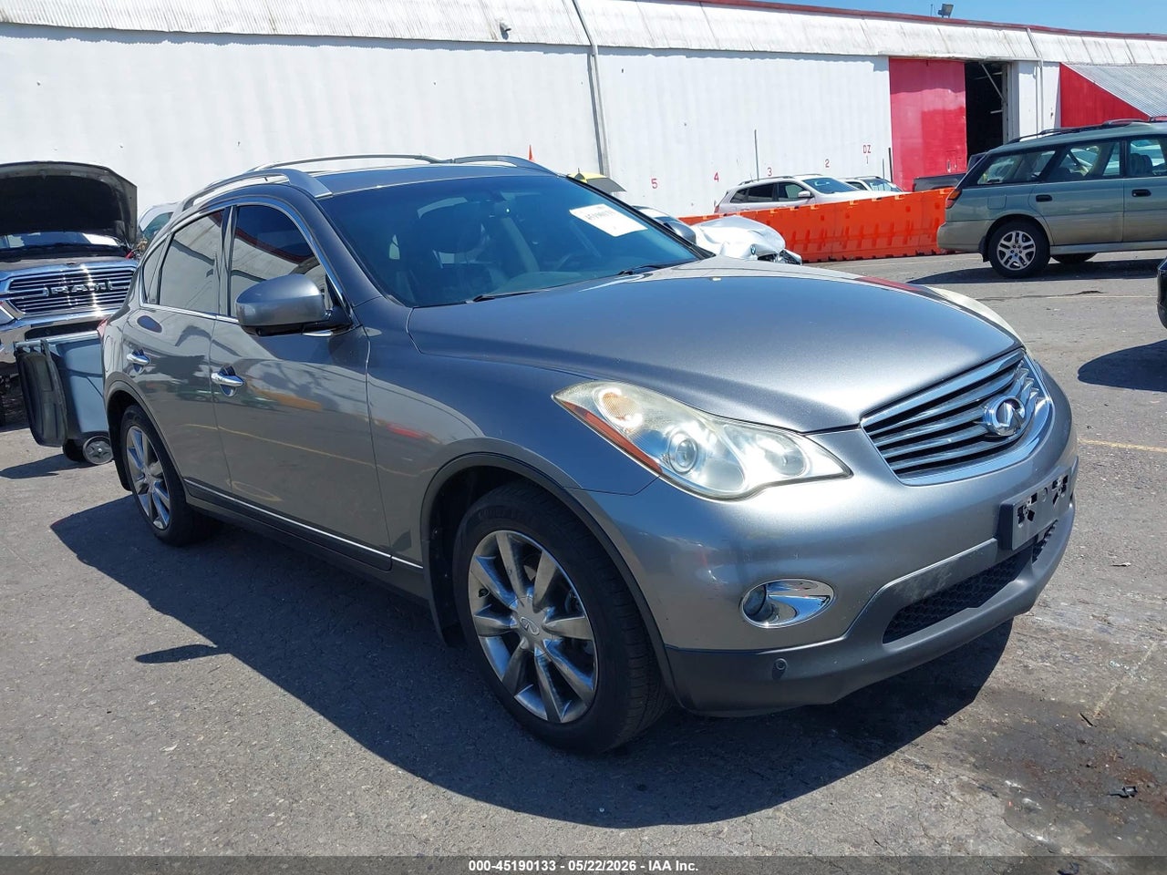 JN1AJ0HR0BM****** · 2011 INFINITI EX35 JOURNEY