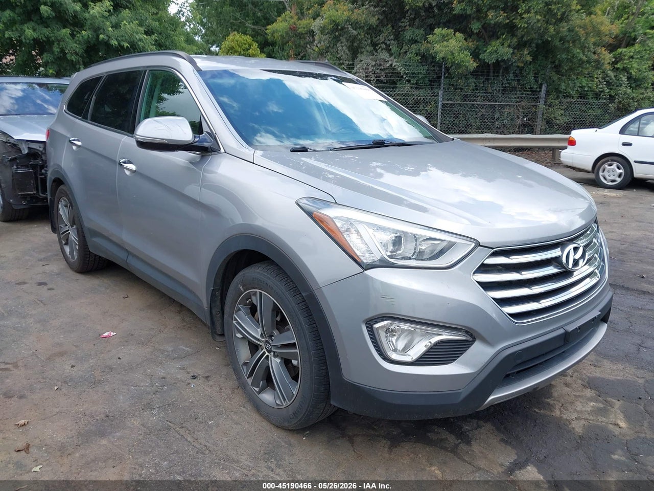KM8SN4HF4GU****** · 2016 HYUNDAI SANTA FE LIMITED