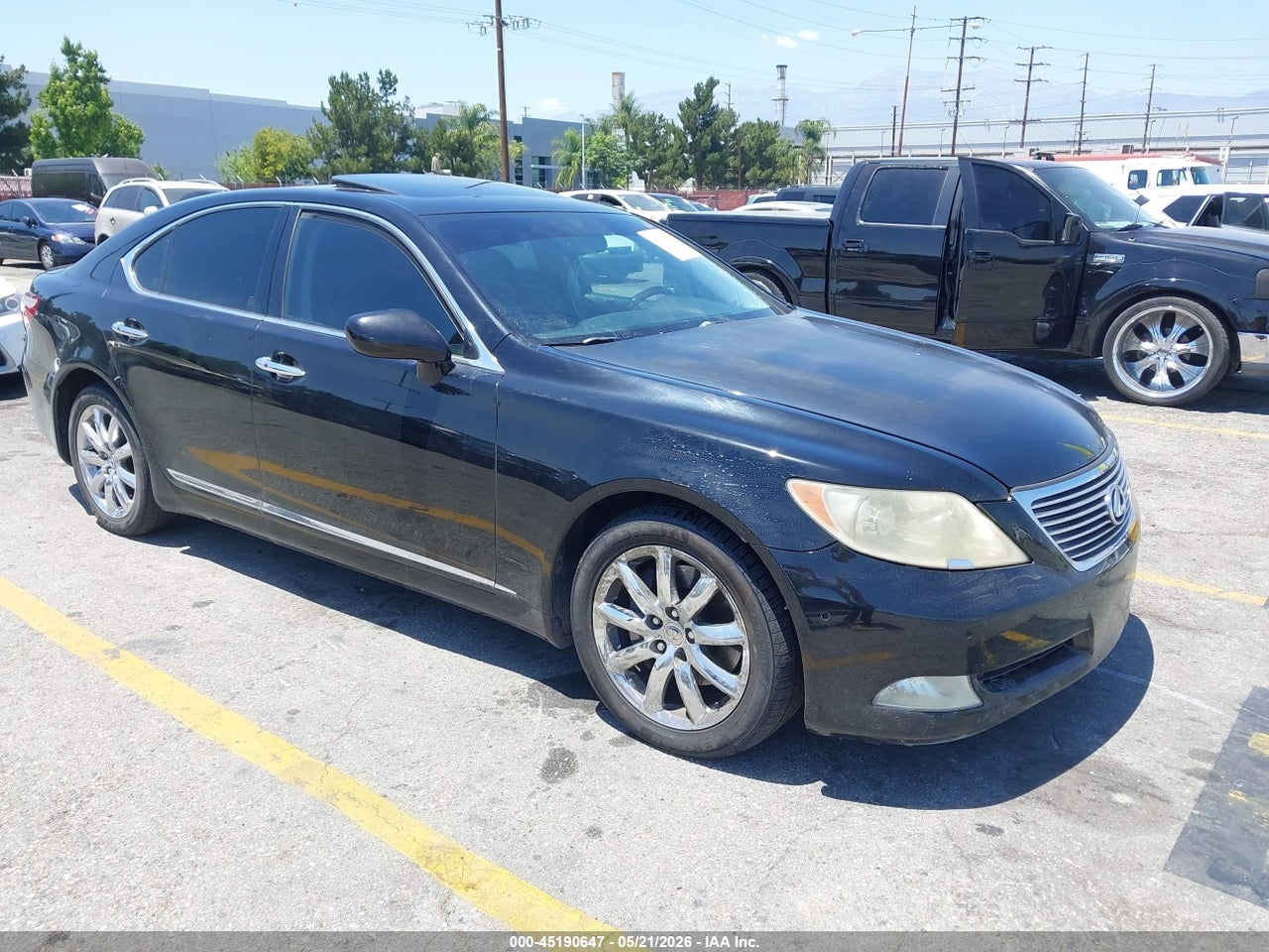 JTHBL46F375****** · 2007 LEXUS LS 460