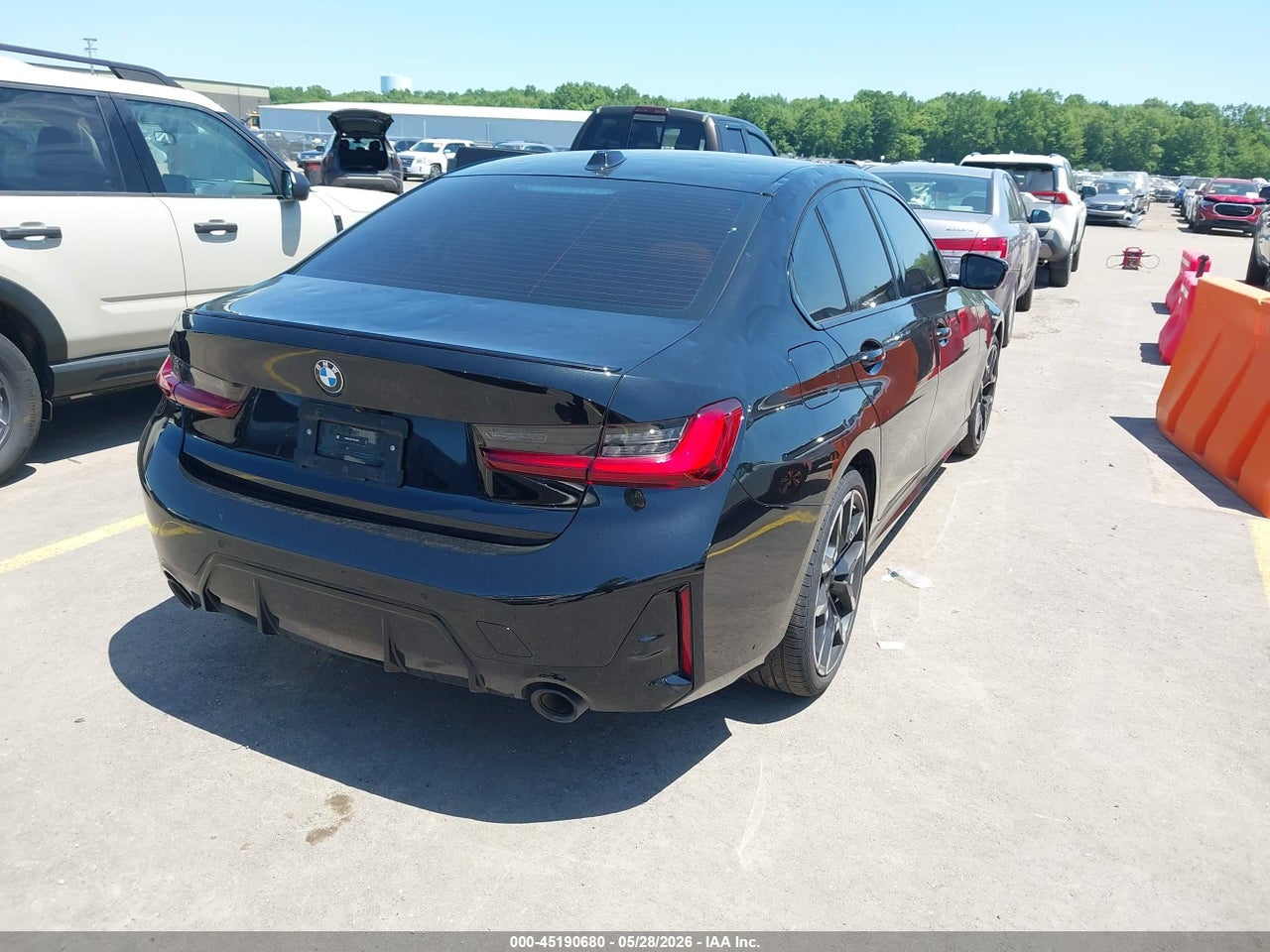 2026 BMW 330I XDRIVE NA · 4/11