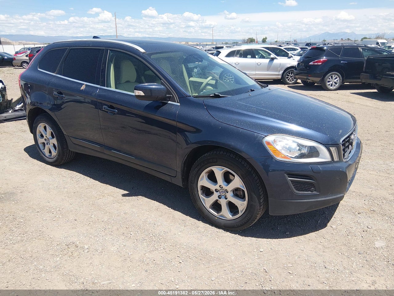 YV4940DZ6D2****** · 2013 VOLVO XC60 3.2 PREMIER