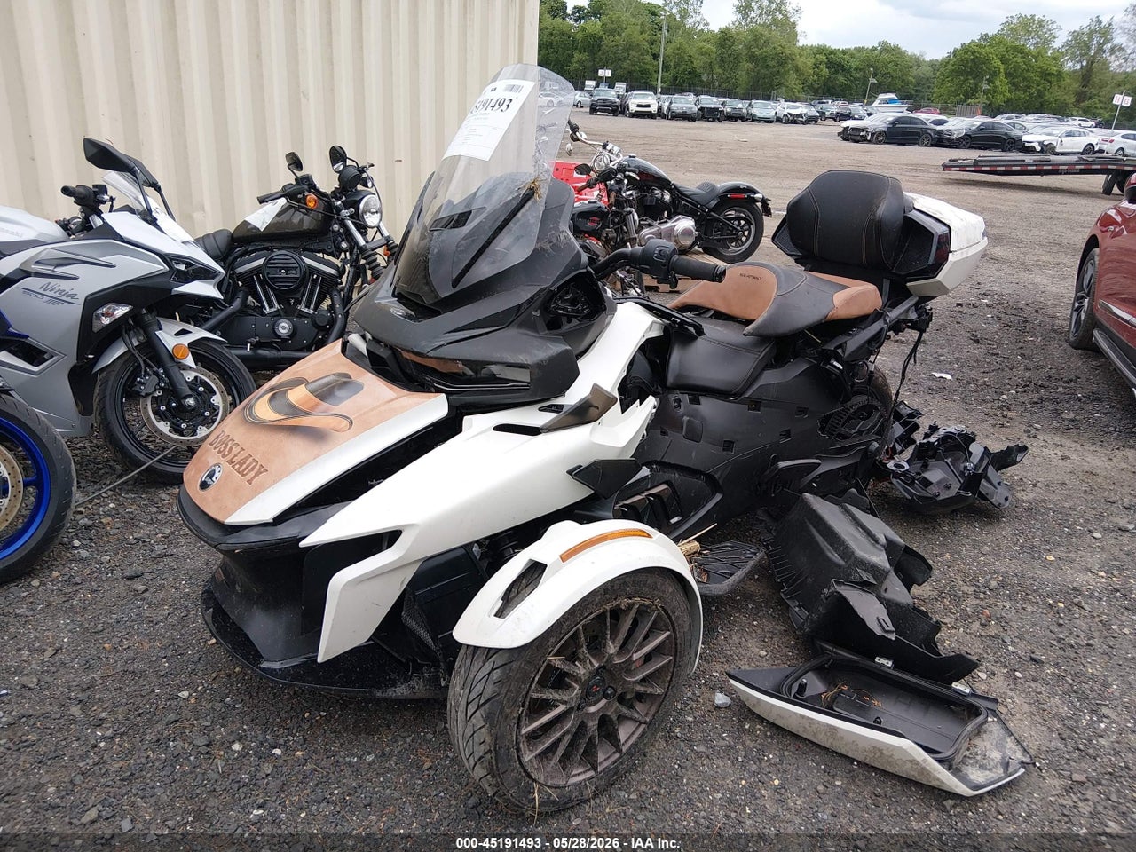 2024 CAN-AM SPYDER ROADSTER RT/RT LIMITED · 2/11