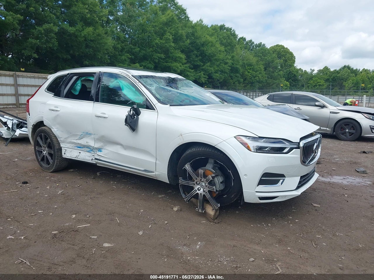 LYV102DLXKB****** · 2019 VOLVO XC60 T5 INSCRIPTION
