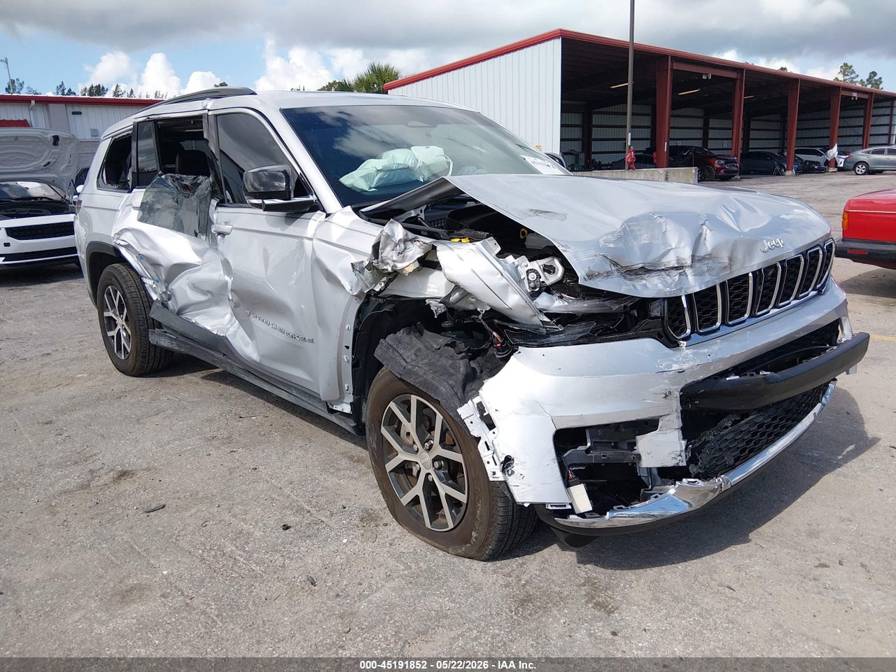 1C4RJJBG1S8****** · 2025 JEEP GRAND CHEROKEE L LIMITED 4X2