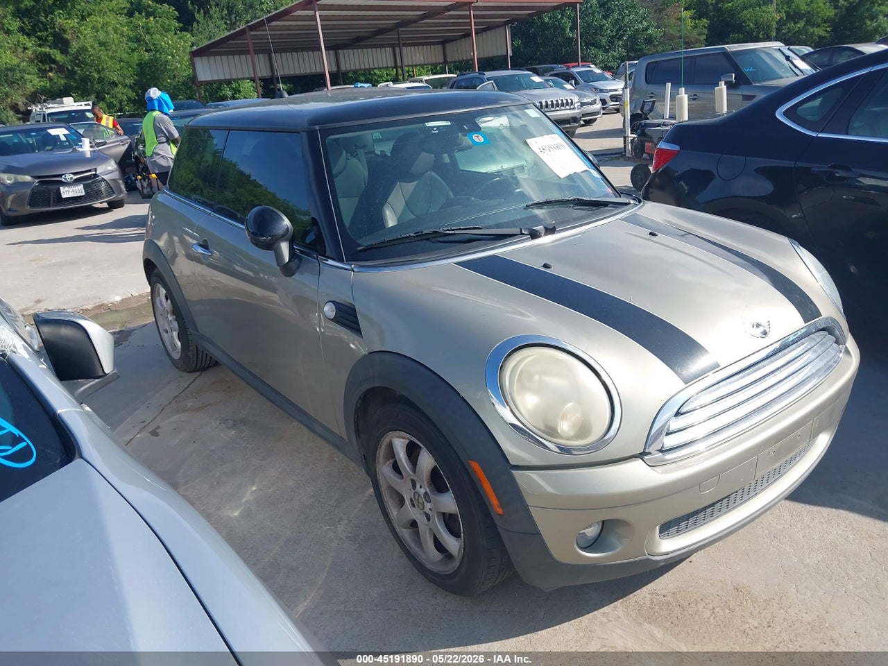 WMWMF33509T****** · 2009 MINI COOPER