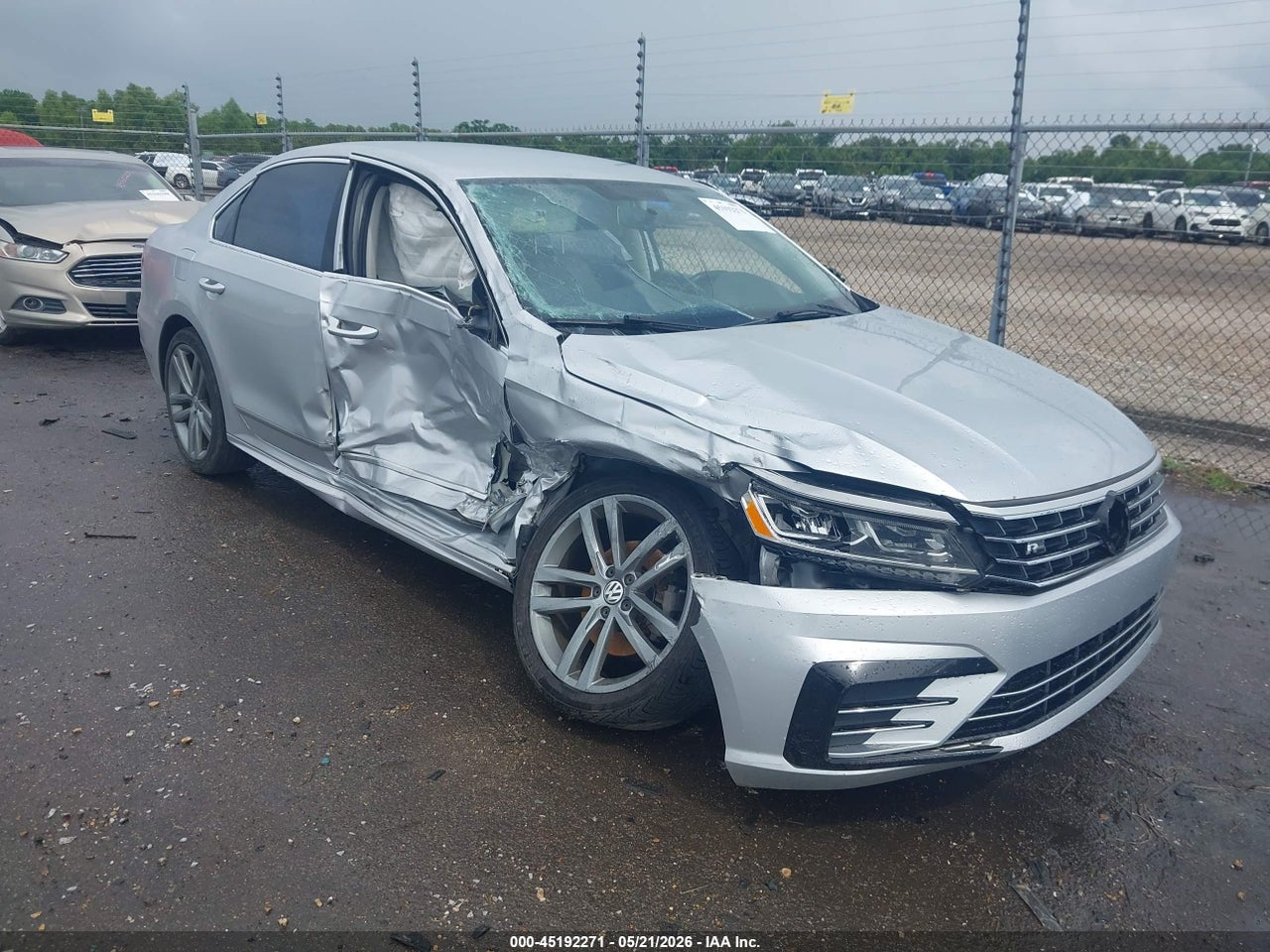 1VWAT7A31GC****** · 2016 VOLKSWAGEN PASSAT 1.8T R-LINE