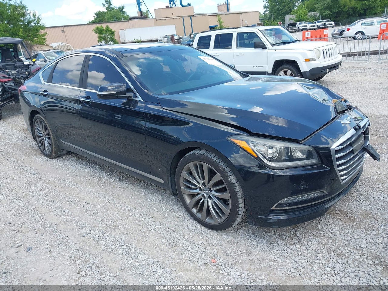 KMHGN4JF6FU****** · 2015 HYUNDAI GENESIS 5.0