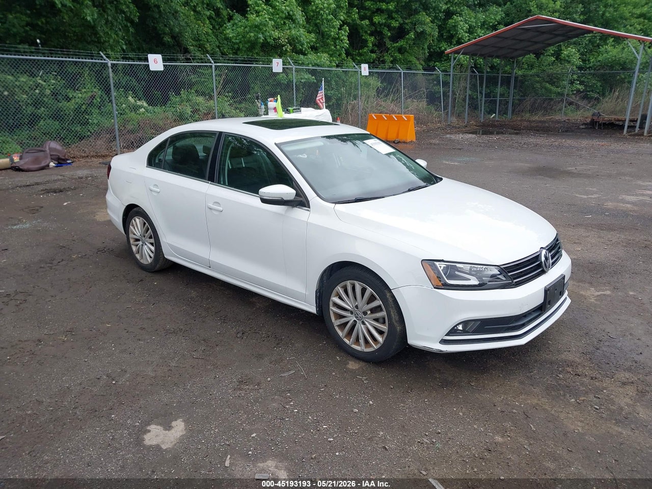 3VWL17AJ6GM****** · 2016 VOLKSWAGEN JETTA 1.8T SEL