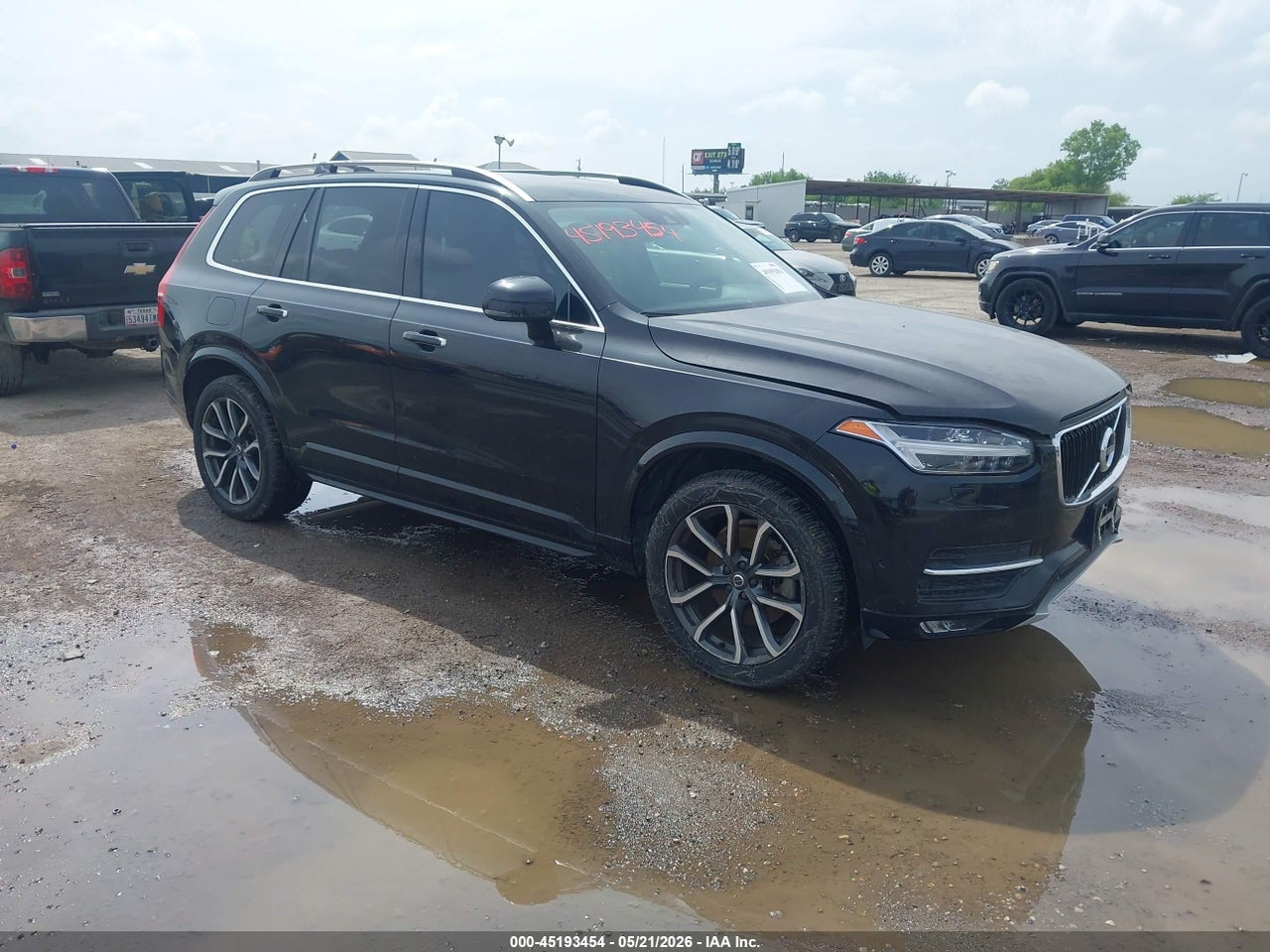 YV4A22PK5G1****** · 2016 VOLVO XC90 T6 MOMENTUM