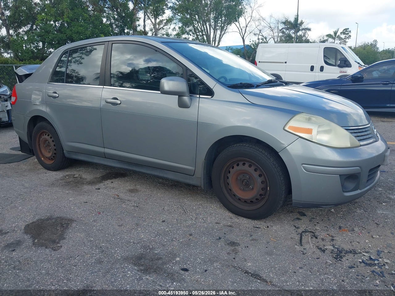 3N1BC11E48L****** · 2008 NISSAN VERSA 1.8S