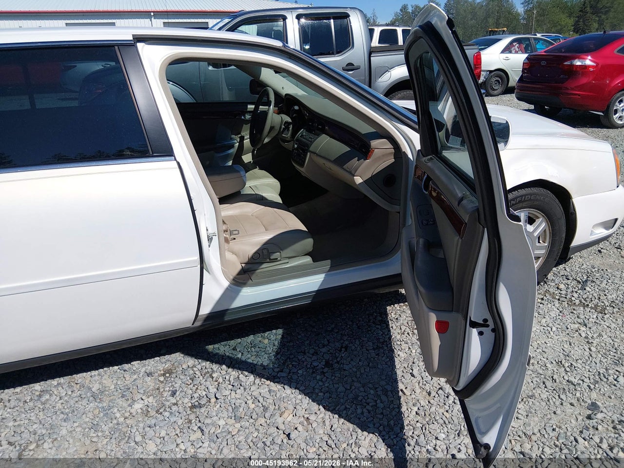2004 CADILLAC DEVILLE STANDARD · 5/11