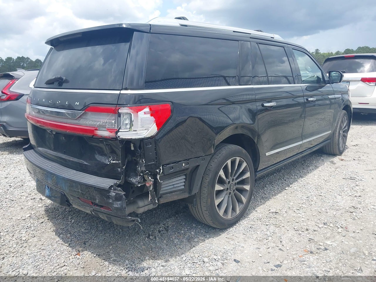 2018 LINCOLN NAVIGATOR L SELECT · 4/11