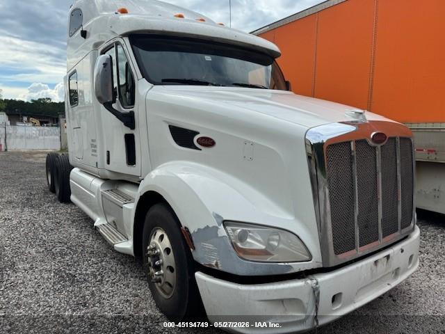1XP4D49X0HD****** · 2017 PETERBILT 587