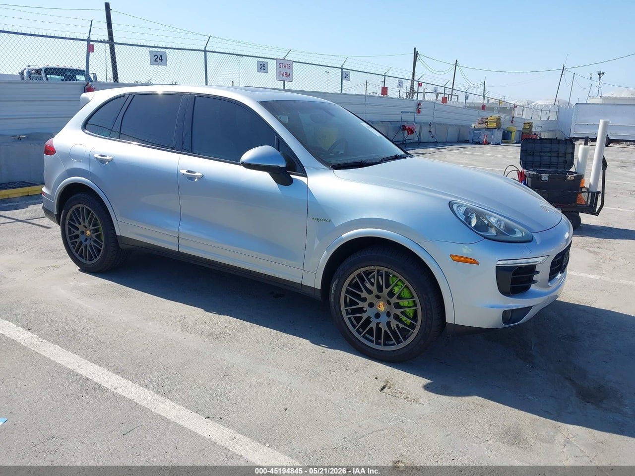 WP1AE2A29HL****** · 2017 PORSCHE CAYENNE E-HYBRID S PLATINUM EDITION