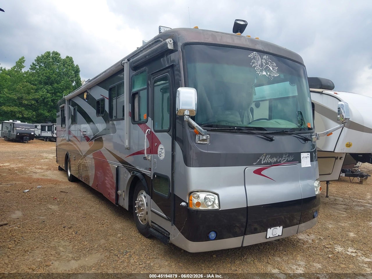 4UZAAHCY94C****** · 2004 FREIGHTLINER CHASSIS X LINE MOTOR HOME