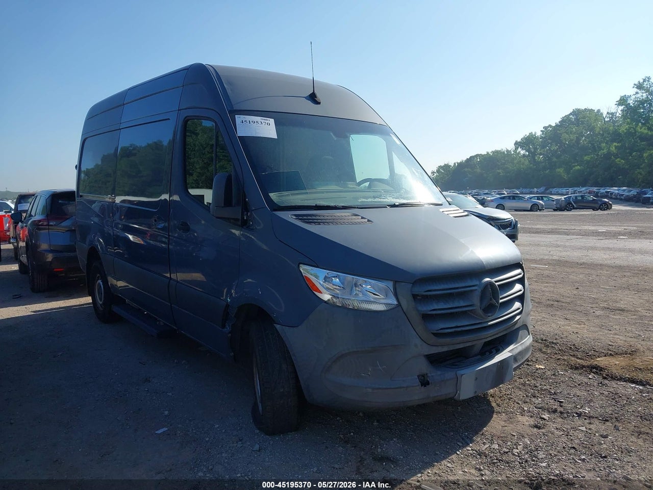 WD4PF0CD3KP****** · 2019 MERCEDES-BENZ SPRINTER 2500 STANDARD ROOF V6