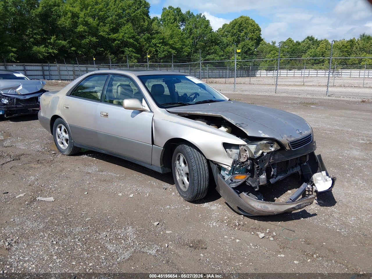 JT8BF22G5V0****** · 1997 LEXUS ES 300