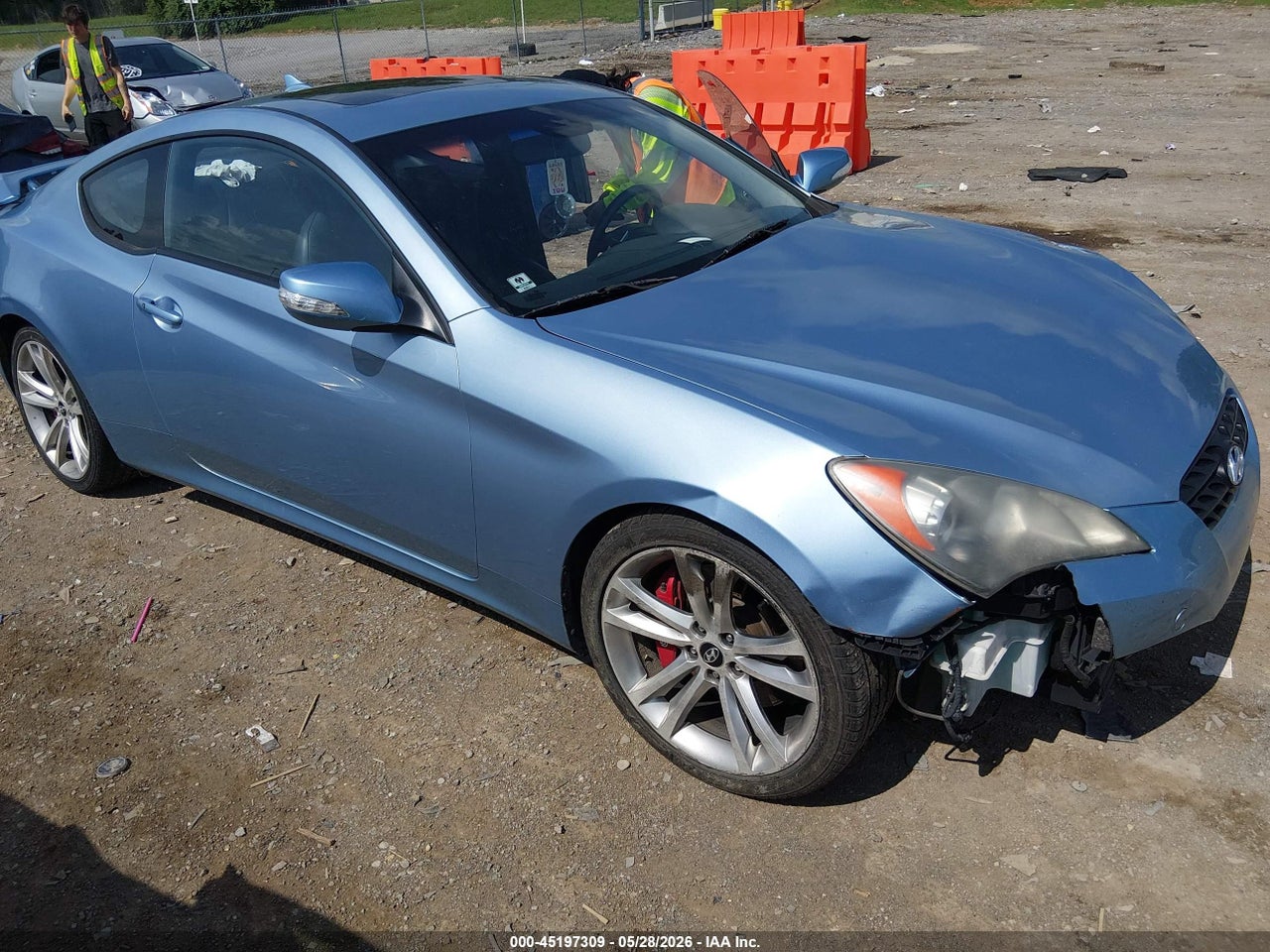 KMHHU6KH4AU****** · 2010 HYUNDAI GENESIS 3.8 TRACK
