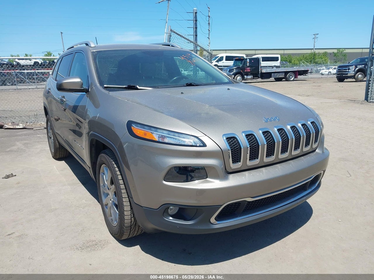 1C4PJMDX5JD****** · 2018 JEEP CHEROKEE LIMITED 4X4