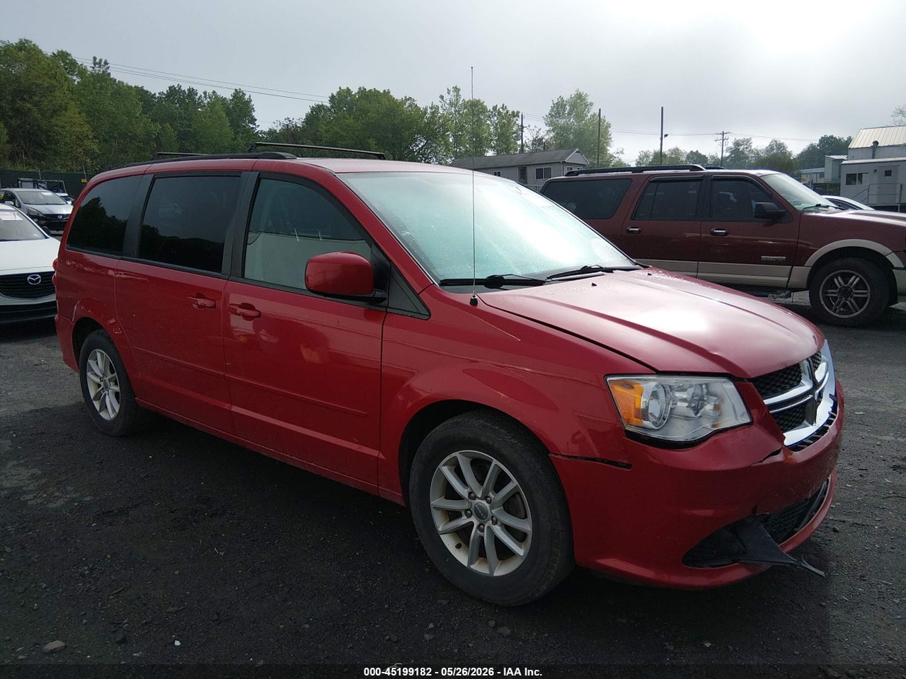 2C4RDGCG8FR****** · 2015 DODGE GRAND CARAVAN SXT