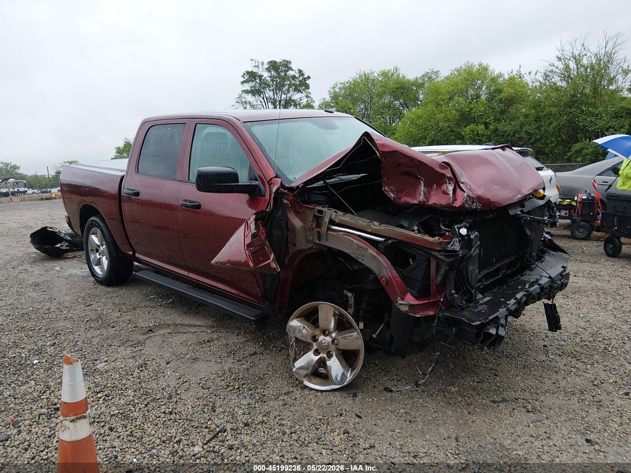 3C6RR7KTXHG****** · 2017 RAM 1500 EXPRESS  4X4 5'7 BOX