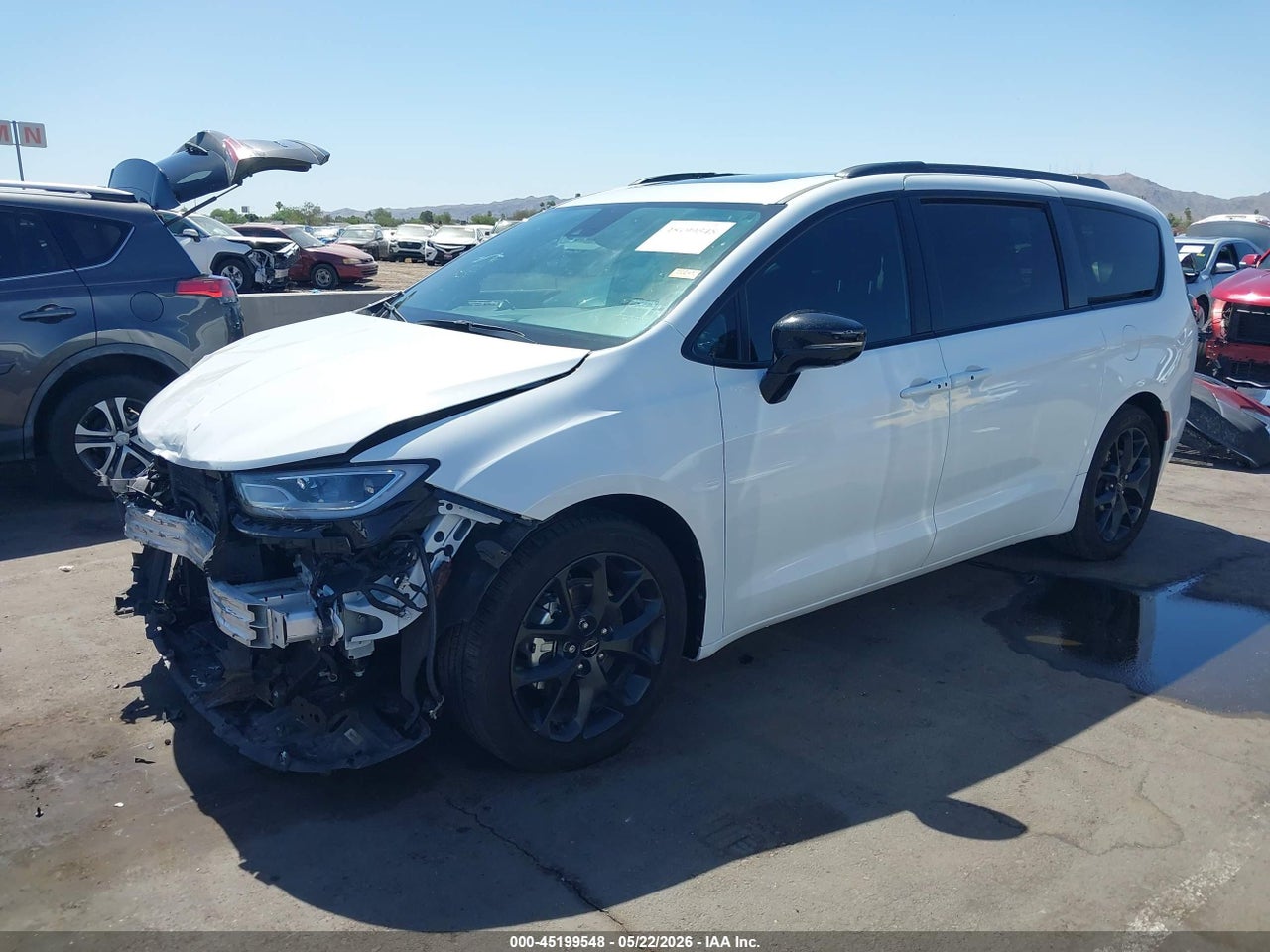 2024 CHRYSLER PACIFICA LIMITED · 2/11