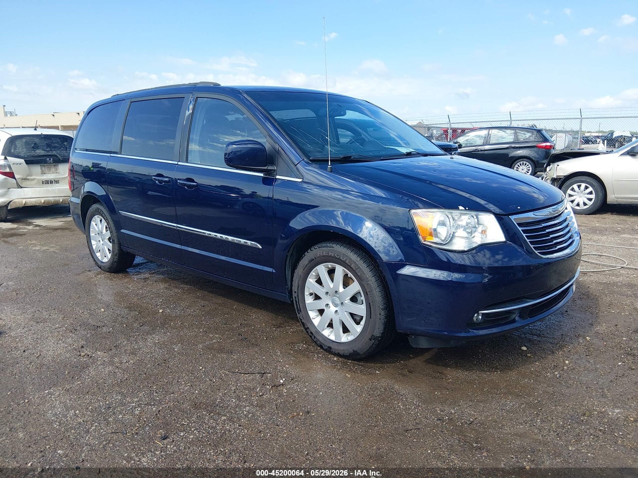 2C4RC1BG6GR****** · 2016 CHRYSLER TOWN &amp; COUNTRY TOURING