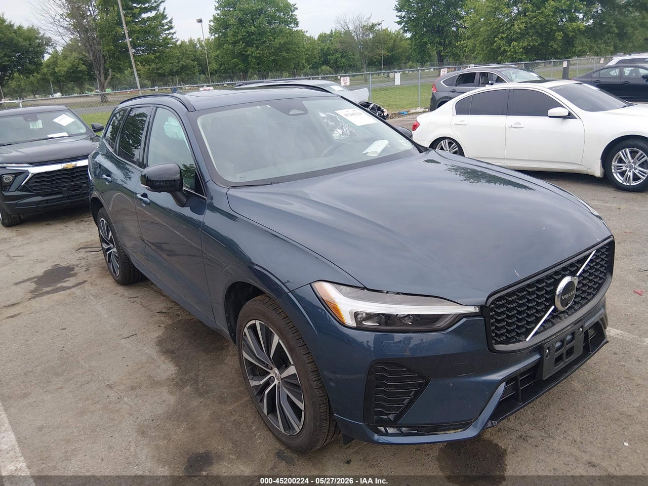 YV4M12RC6S1****** · 2025 VOLVO XC60 B5 PLUS