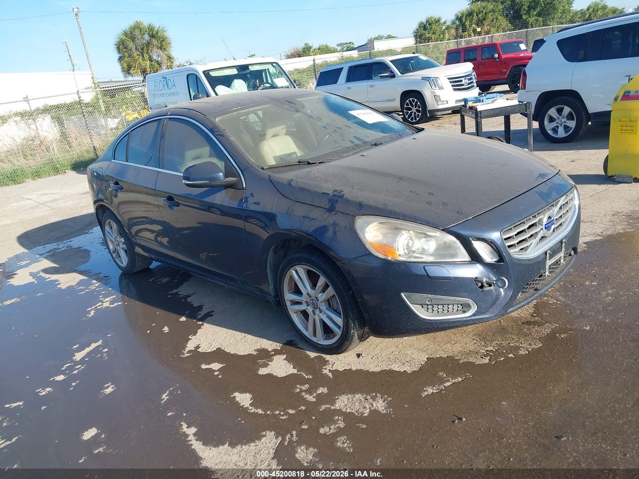 YV1612FS6D2****** · 2013 VOLVO S60 T5/T5 PLATINUM/T5 PREMIER/T5 PREMIER PLUS
