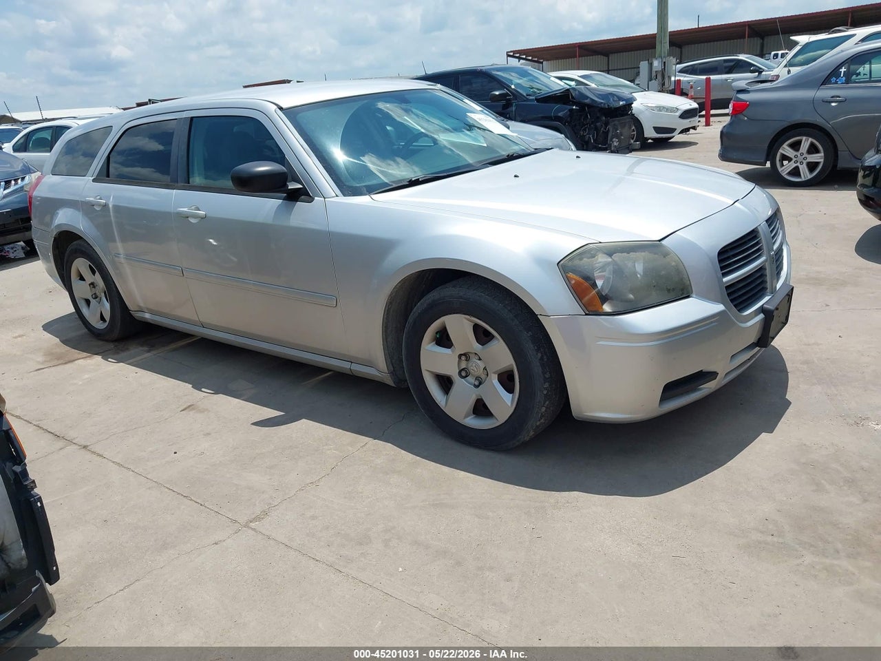 2D4FV48V95H****** · 2005 DODGE MAGNUM