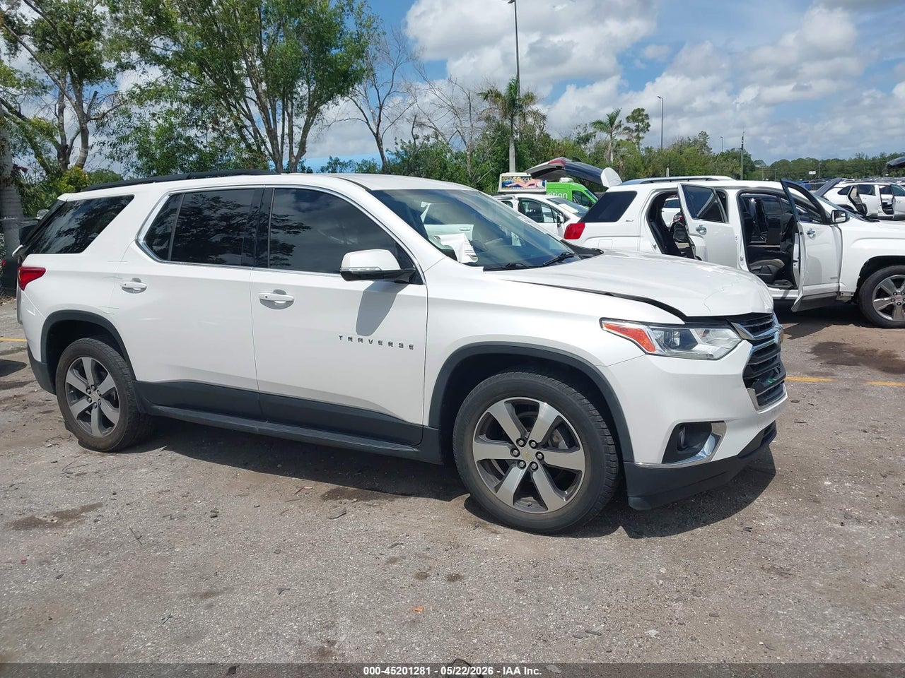 1GNERHKW8KJ****** · 2019 CHEVROLET TRAVERSE 3LT