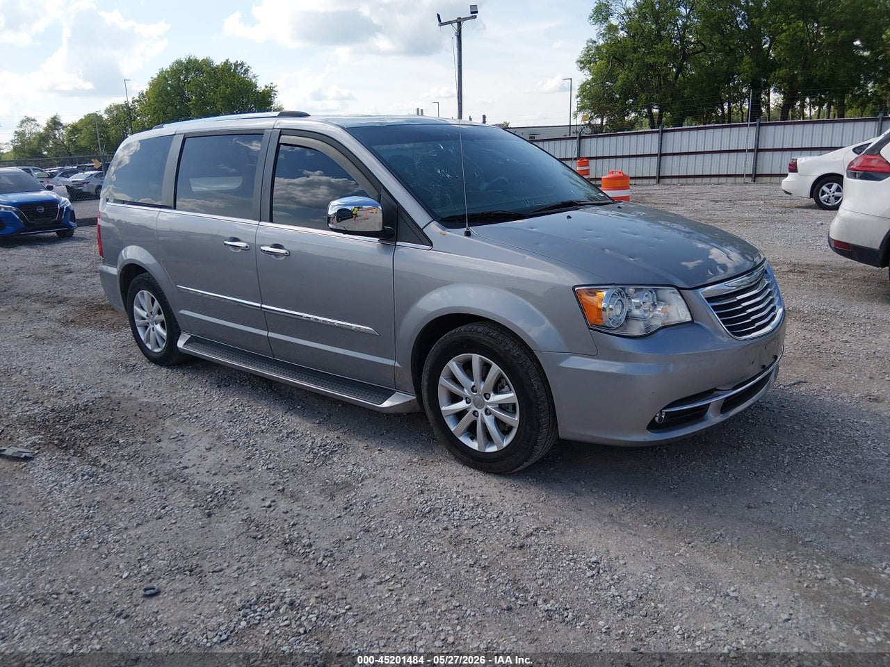 2C4RC1GG2FR****** · 2015 CHRYSLER TOWN &amp; COUNTRY LIMITED PLATINUM