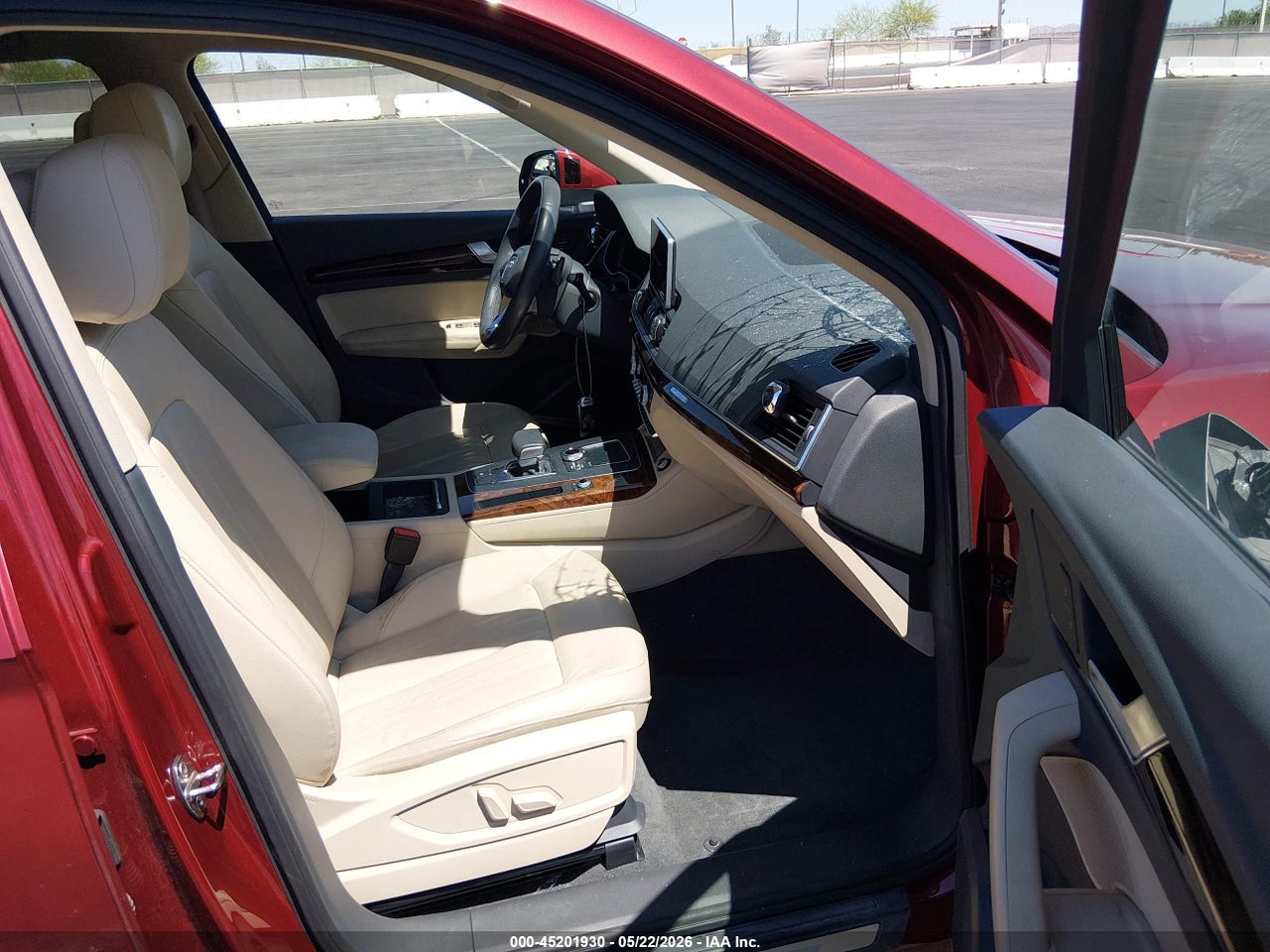 2018 AUDI Q5 2.0T PREMIUM/2.0T TECH PREMIUM · 5/11